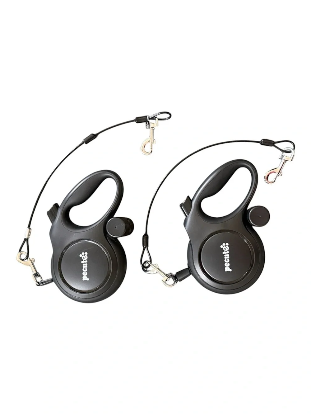 Pecute Dual Retractable Dog Leashes in Black